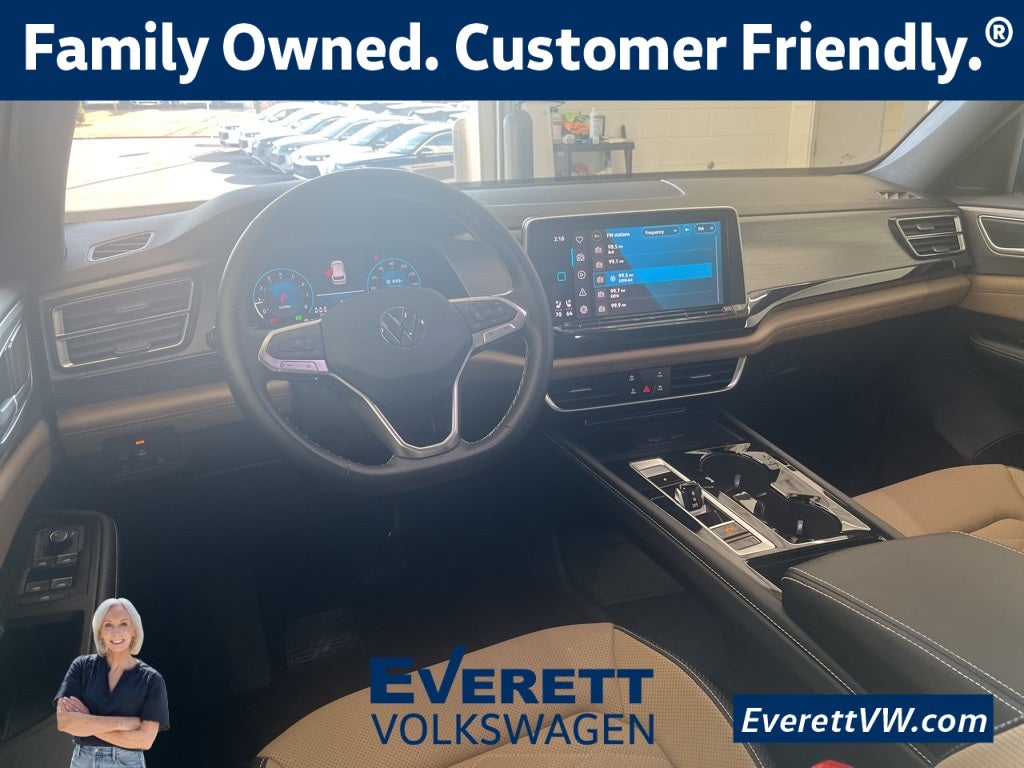 2025 Volkswagen Atlas Cross Sport 2.0T SE w/ Technology