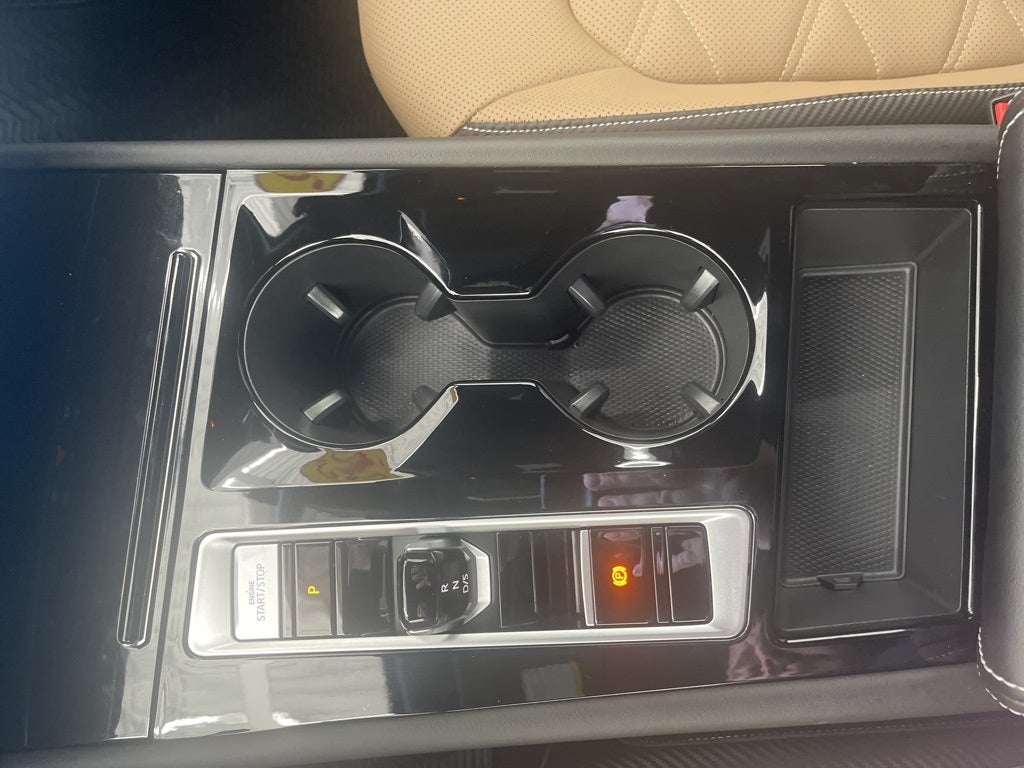 2025 Volkswagen Atlas Cross Sport 2.0T SE w/ Technology