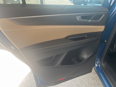 2025 Volkswagen Atlas Cross Sport 2.0T SE w/ Technology