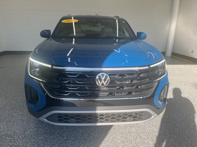 2025 Volkswagen Atlas Cross Sport 2.0T SE w/ Technology