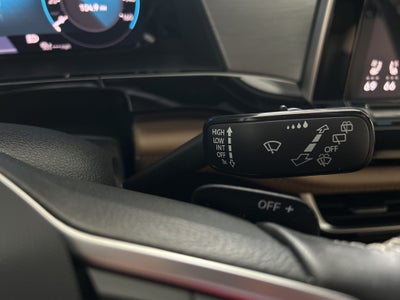 2025 Volkswagen Atlas Cross Sport 2.0T SE w/ Technology