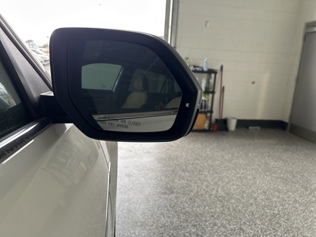 2025 Volkswagen Atlas Cross Sport 2.0T SE w/ Technology