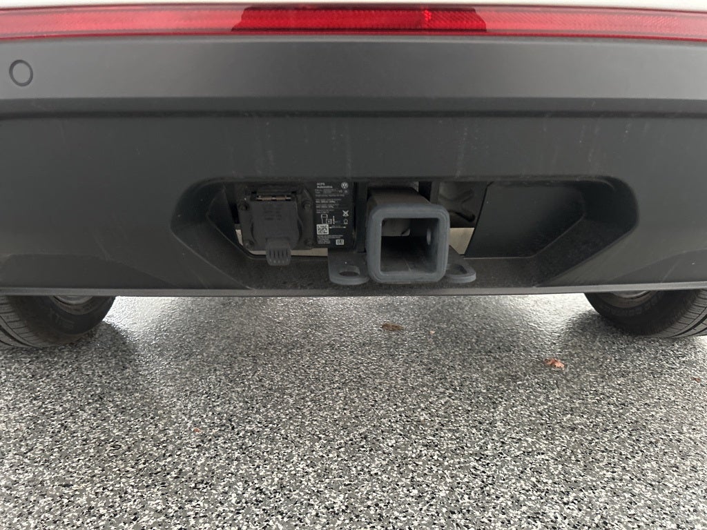 2025 Volkswagen Atlas Cross Sport 2.0T SE w/ Technology