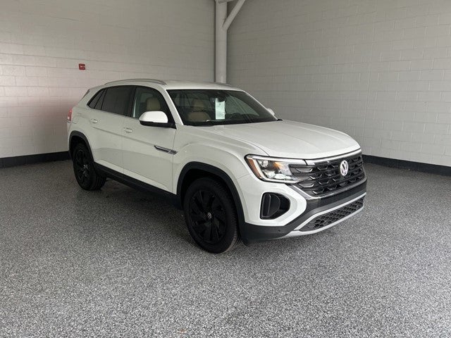 2025 Volkswagen Atlas Cross Sport 2.0T SE w/ Technology