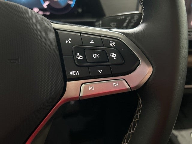 2025 Volkswagen Atlas Cross Sport 2.0T SE w/ Technology