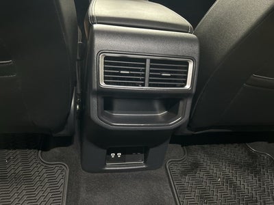 2025 Volkswagen Atlas Cross Sport 2.0T SE w/ Technology