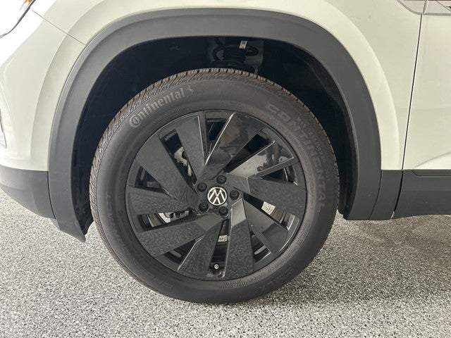 2025 Volkswagen Atlas Cross Sport 2.0T SE w/ Technology