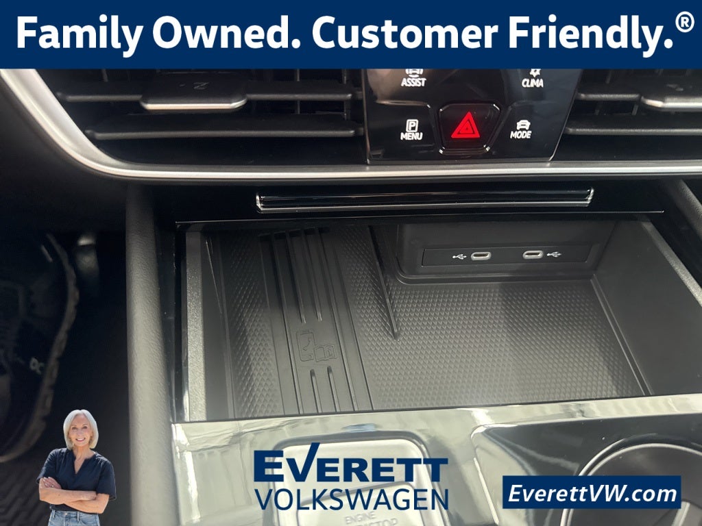 2026 Volkswagen Atlas 2.0T SE w/ Technology