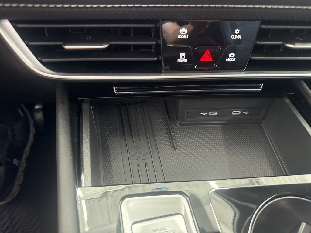 2026 Volkswagen Atlas 2.0T SE w/ Technology