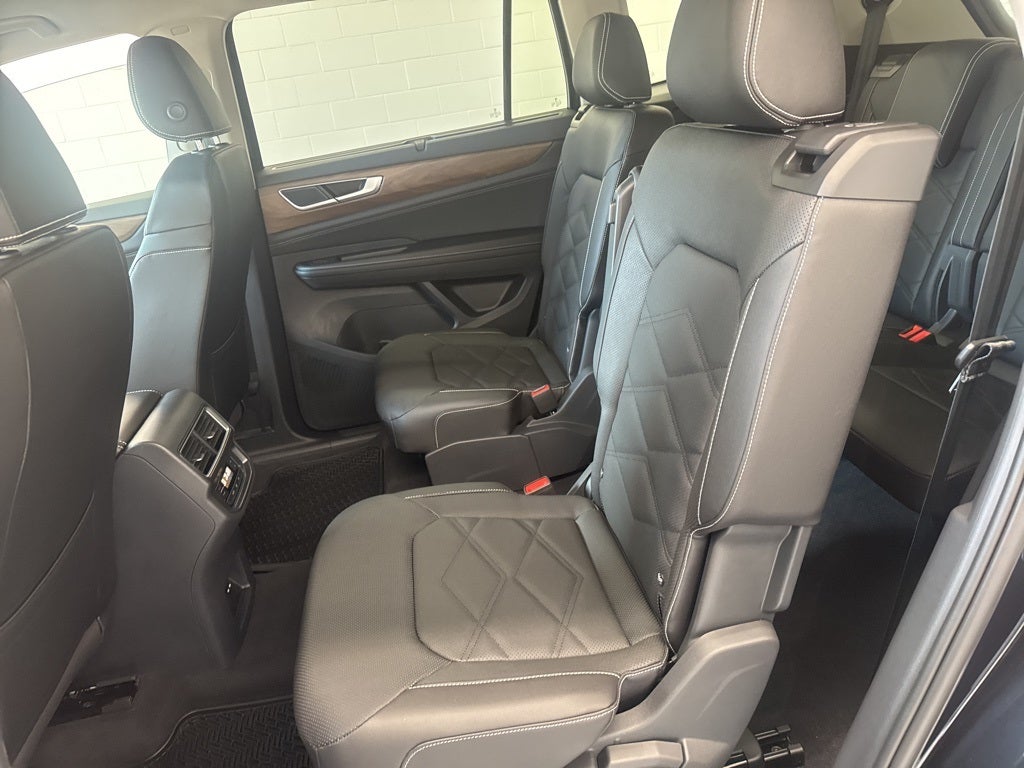 2026 Volkswagen Atlas 2.0T SE w/ Technology