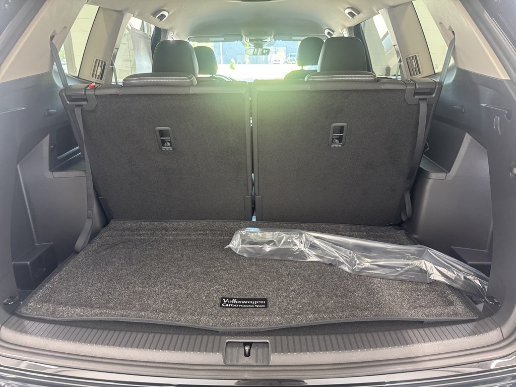 2026 Volkswagen Atlas 2.0T SE w/ Technology