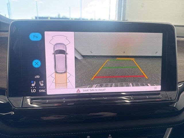 2026 Volkswagen Atlas 2.0T SE w/ Technology