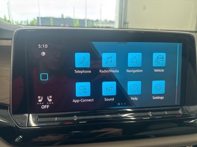 2026 Volkswagen Atlas 2.0T SE w/ Technology