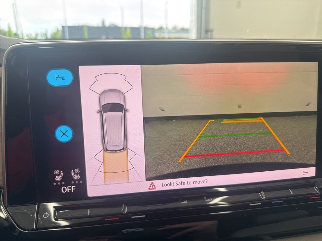 2026 Volkswagen Atlas 2.0T SE w/ Technology