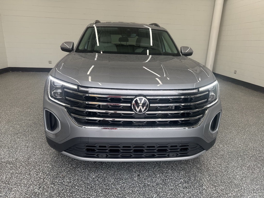 2026 Volkswagen Atlas 2.0T SE w/ Technology