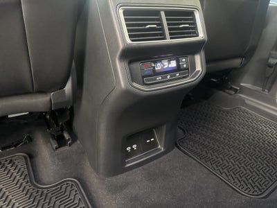 2026 Volkswagen Atlas 2.0T SE w/ Technology