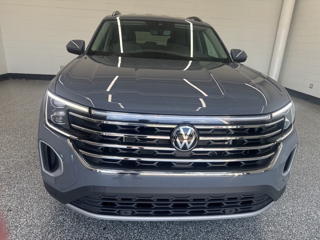 2026 Volkswagen Atlas 2.0T SE w/ Technology