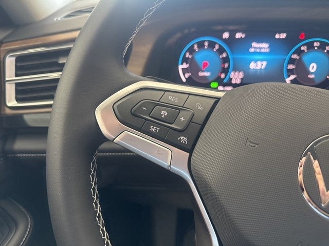 2026 Volkswagen Atlas 2.0T SE w/ Technology