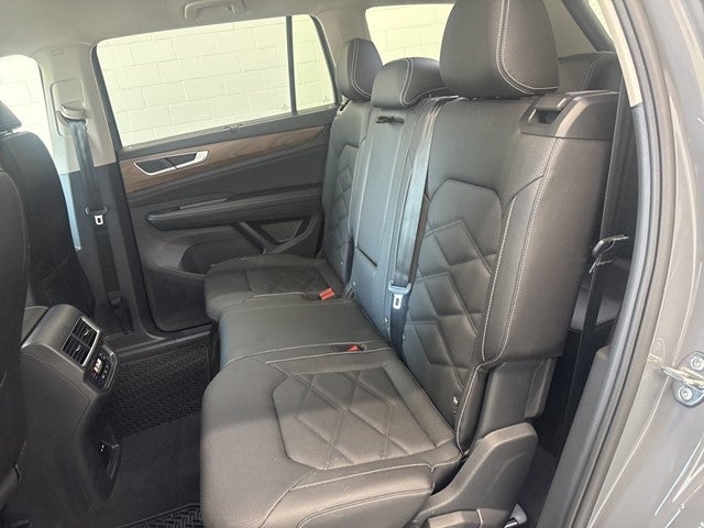 2026 Volkswagen Atlas 2.0T SE w/ Technology