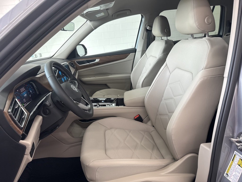 2026 Volkswagen Atlas 2.0T SE w/ Technology