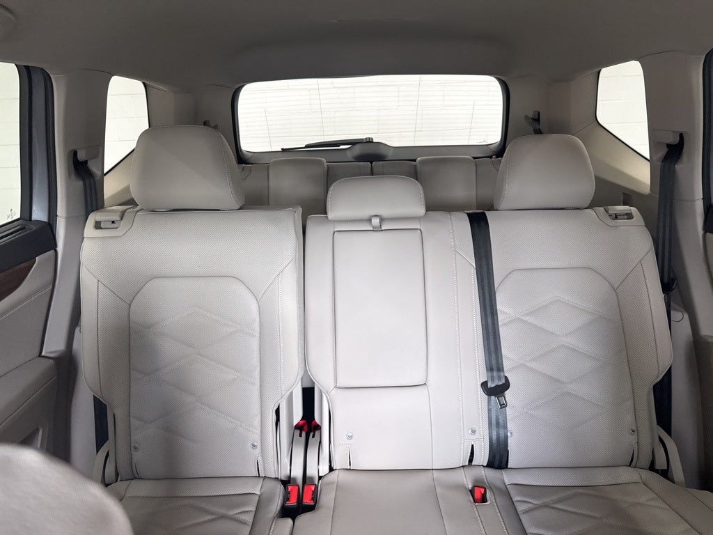 2026 Volkswagen Atlas 2.0T SE w/ Technology