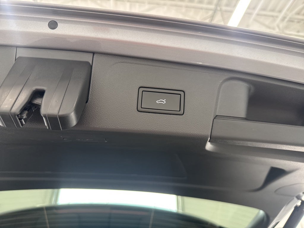 2026 Volkswagen Atlas 2.0T SE w/ Technology