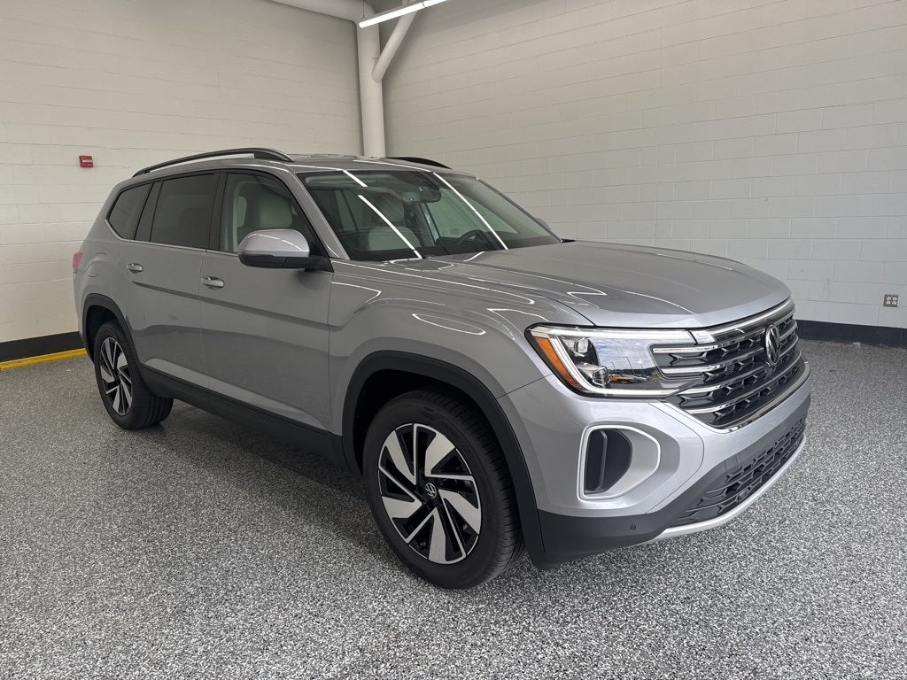 2026 Volkswagen Atlas 2.0T SE w/ Technology