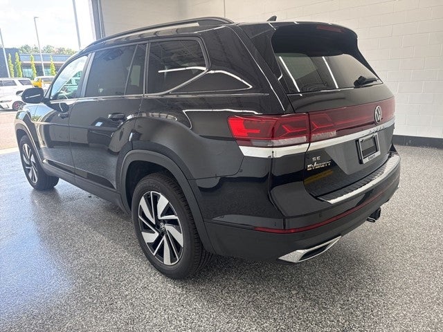 2026 Volkswagen Atlas 2.0T SE w/ Technology