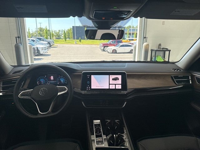 2026 Volkswagen Atlas 2.0T SE w/ Technology