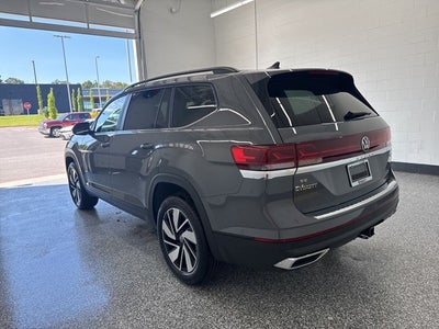 2026 Volkswagen Atlas 2.0T SE w/ Technology