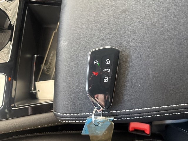 2026 Volkswagen Atlas 2.0T SE w/ Technology