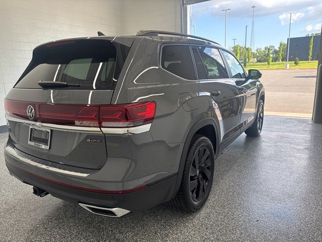 2026 Volkswagen Atlas 2.0T SE w/ Technology
