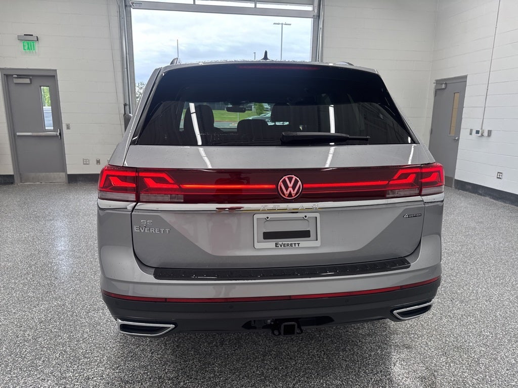 2026 Volkswagen Atlas 2.0T SE w/ Technology