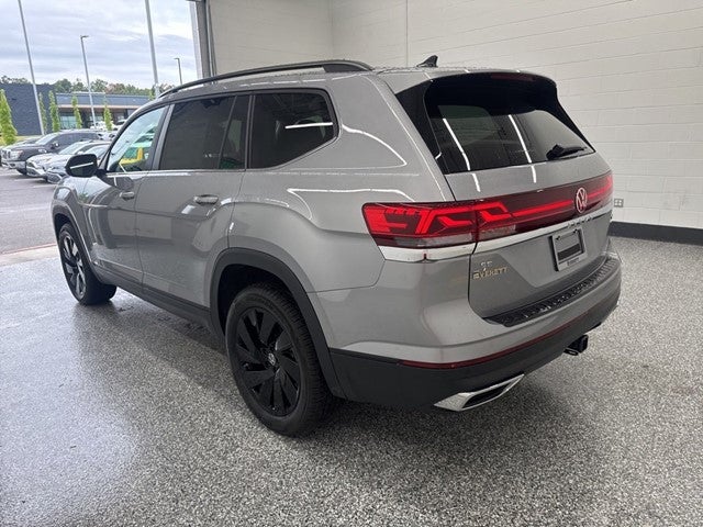 2026 Volkswagen Atlas 2.0T SE w/ Technology