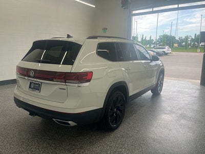 2025 Volkswagen Atlas 2.0T SE w/Technology