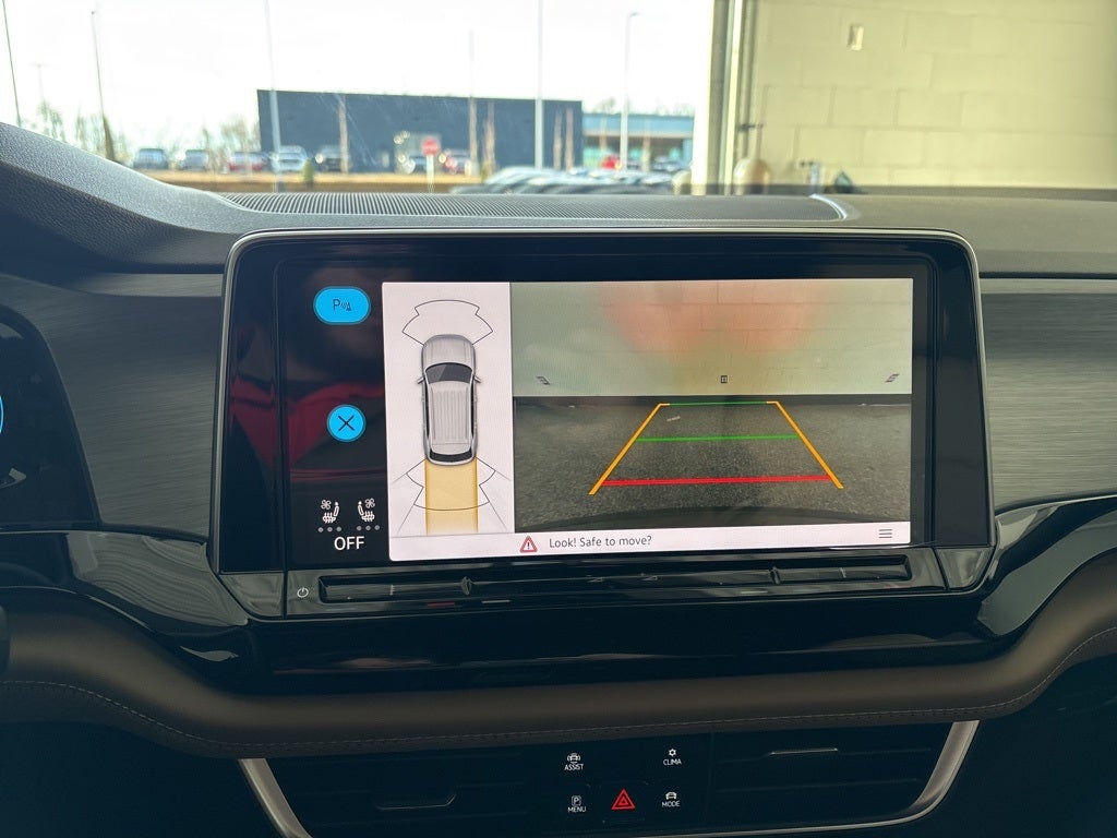 2026 Volkswagen Atlas Cross Sport 2.0T SE w/Technology