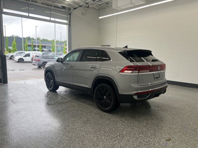 2026 Volkswagen Atlas Cross Sport 2.0T SE w/Technology
