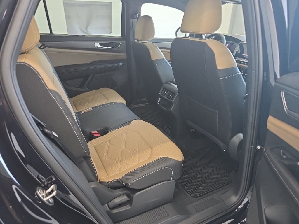 2026 Volkswagen Atlas Cross Sport SE w/Technology