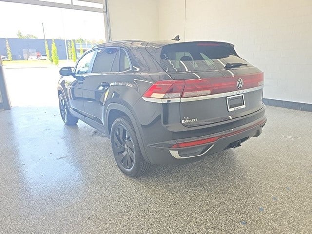 2026 Volkswagen Atlas Cross Sport SE w/Technology