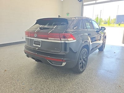 2026 Volkswagen Atlas Cross Sport SE w/Technology