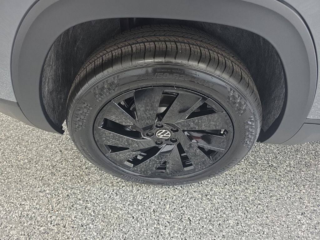 2026 Volkswagen Atlas Cross Sport SE w/Technology