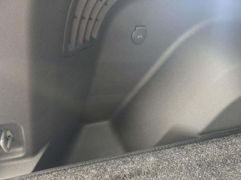 2026 Volkswagen Atlas Cross Sport SE w/Technology