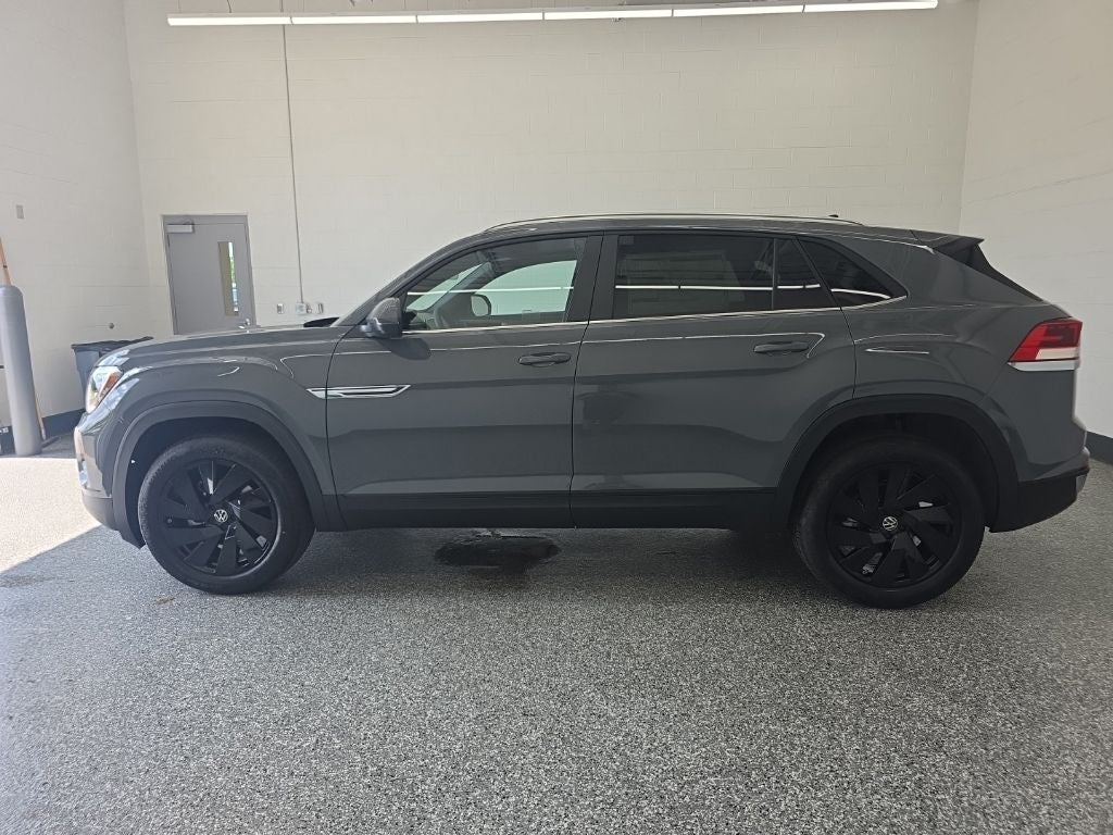 2026 Volkswagen Atlas Cross Sport SE w/Technology