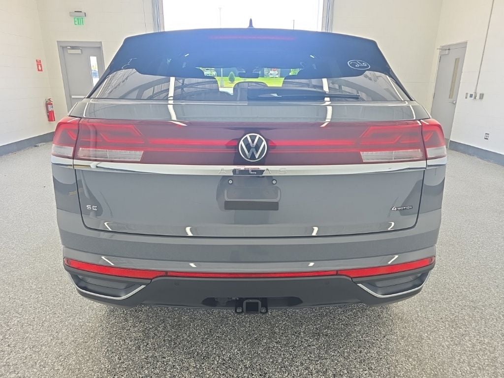 2026 Volkswagen Atlas Cross Sport SE w/Technology