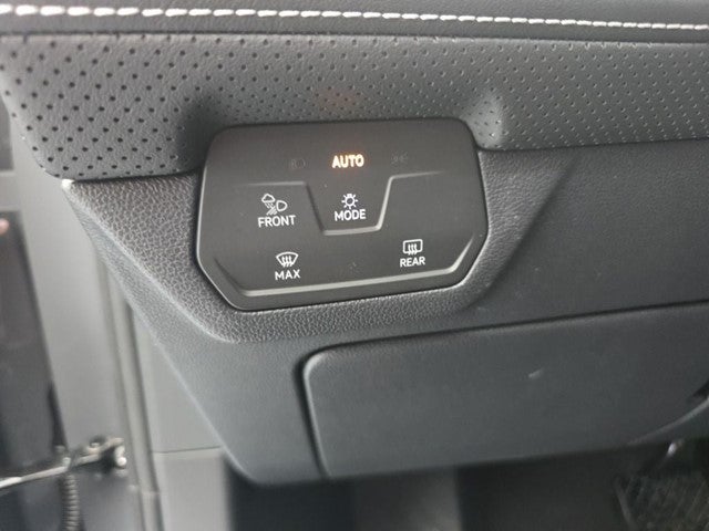 2026 Volkswagen Atlas Cross Sport SE w/Technology