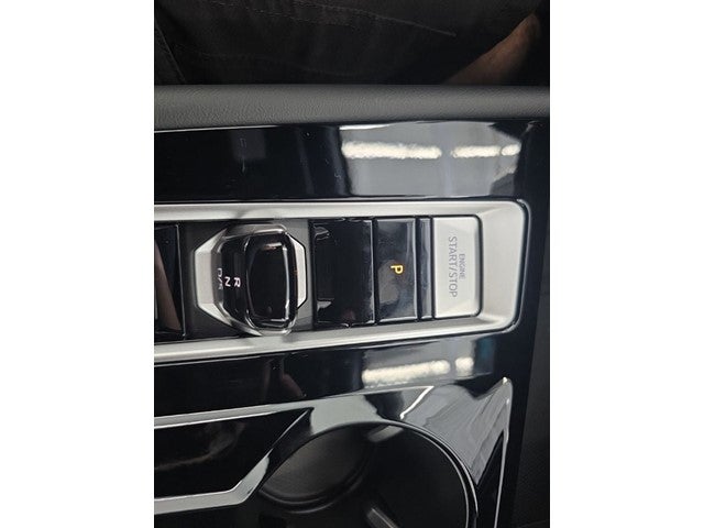 2026 Volkswagen Atlas Cross Sport SE w/Technology