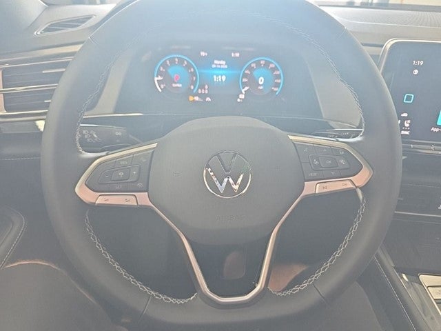 2026 Volkswagen Atlas Cross Sport SE w/Technology