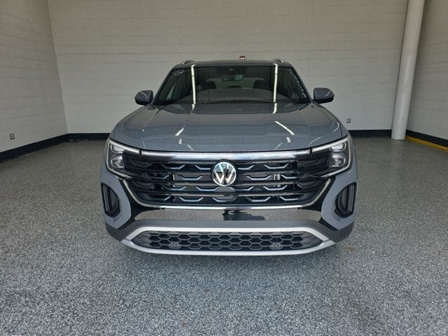 2026 Volkswagen Atlas Cross Sport SE w/Technology