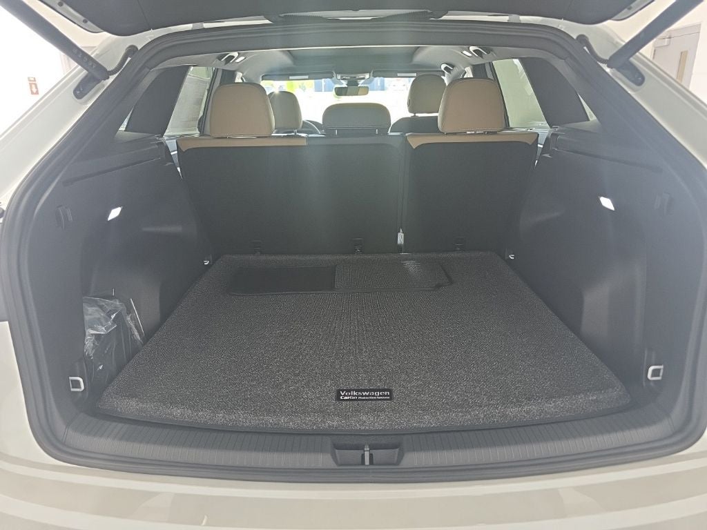 2026 Volkswagen Atlas Cross Sport SE w/Technology