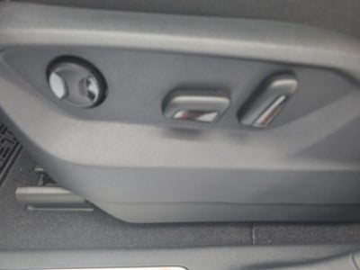 2026 Volkswagen Atlas Cross Sport SE w/Technology